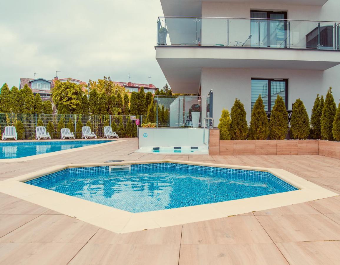 Azure Mare Apartamenty B&M Kolobrzeg Ngoại thất bức ảnh