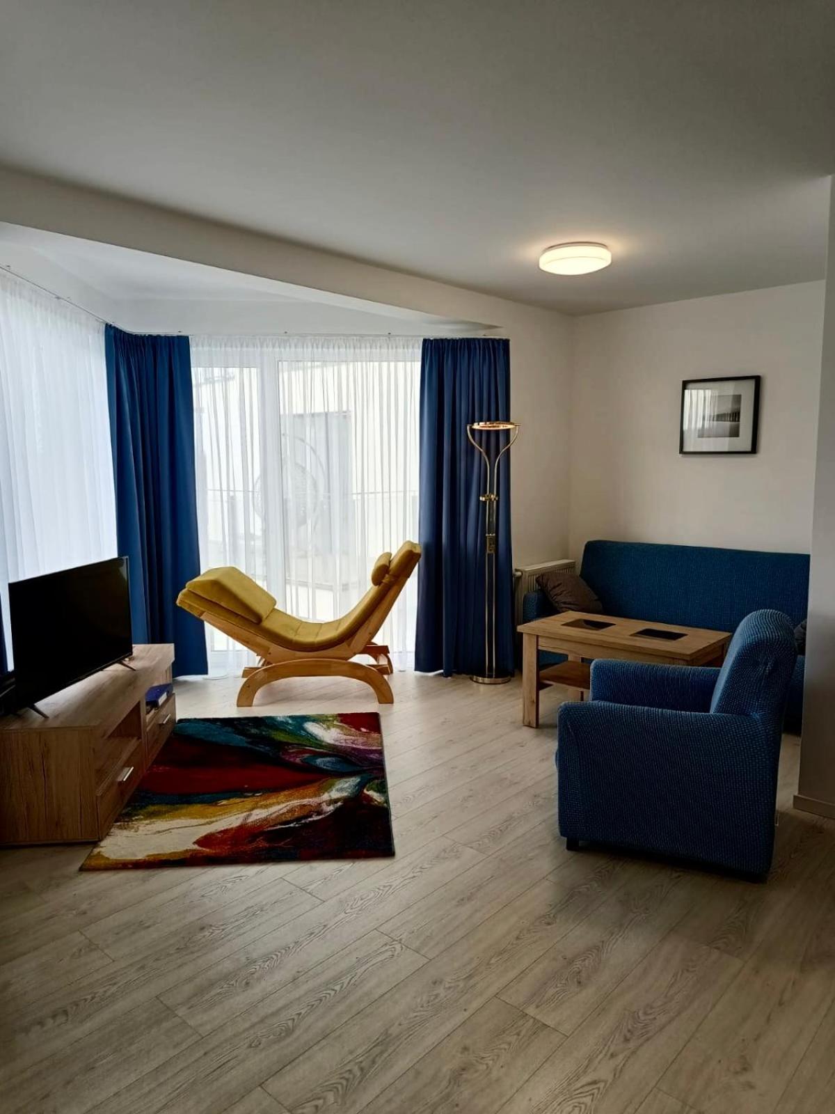 Azure Mare Apartamenty B&M Kolobrzeg Ngoại thất bức ảnh